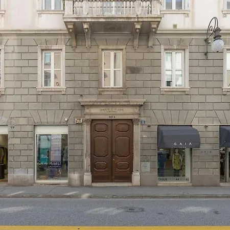 Centro I Imbriani 12 Apartamento