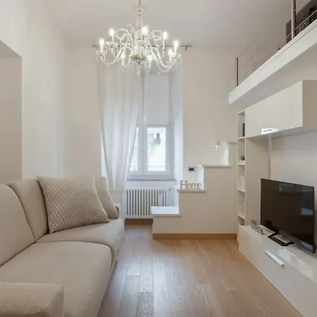 Centro I Imbriani 12 * Trieste