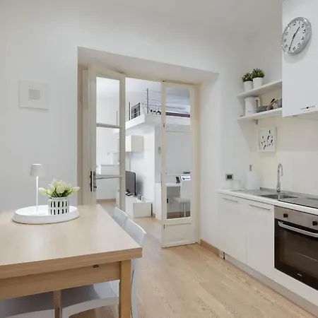 Centro I Imbriani 12 Appartement *