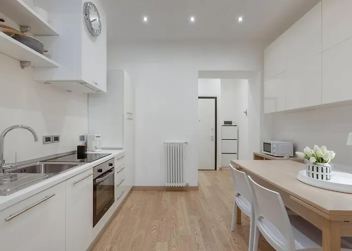 Centro I Imbriani 12 *